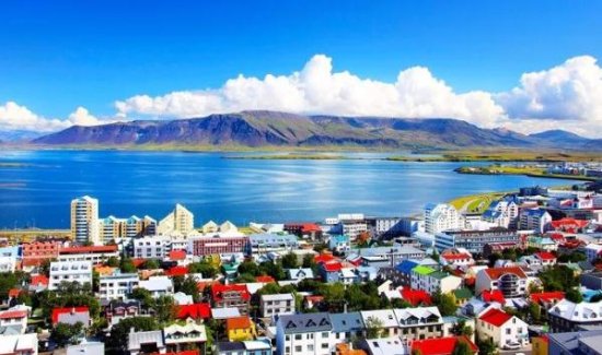 <em>国外版</em>“从前慢”：为了鼓励社交，冰岛周四没电视