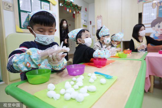 去年韩国过半市郡区新生儿不足千人，4年内近万幼儿园关门