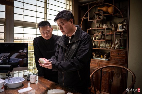 苏州博物馆举办海派玉雕大展，作品出自这位中国最年轻工艺大师...