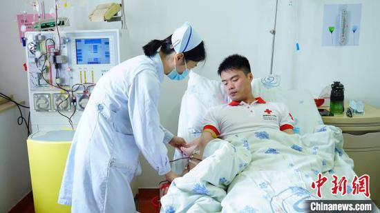 <em>福州市</em>第120例造血干细胞捐献者：初心很简单，就是想救人