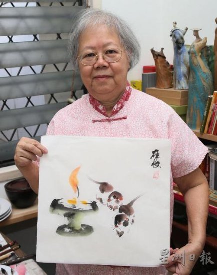 马来西亚华裔画家勇走抗癌路：<em>绝不放弃</em>画画和教学