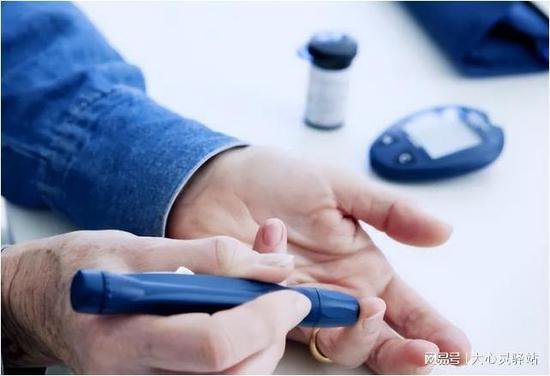 研究：能活到85岁以上的糖尿病患者，大多都在55岁时，戒掉<em>3件</em>...