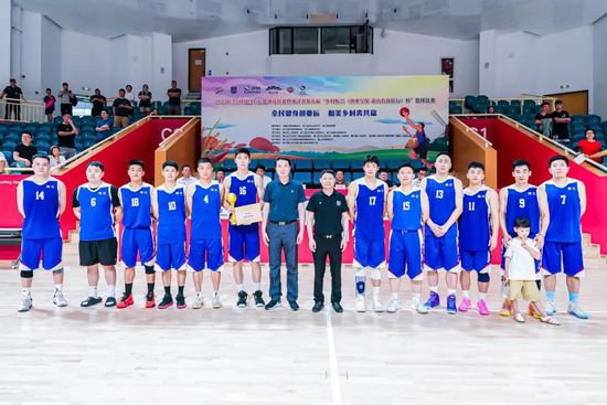 精选案例：<em>靖江</em>街道新乡贤致力于篮球体育文化的传播
