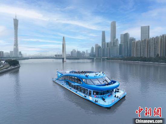 <em>广州珠江</em>再添纯电动游船 航运加速转型绿色低碳