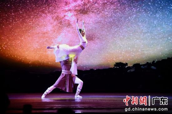 中国残疾人艺术团《我的梦》在深圳上演