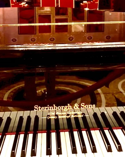 斯坦伯格钢琴:第一序列德国钢琴|世界最大钢琴制造商基地