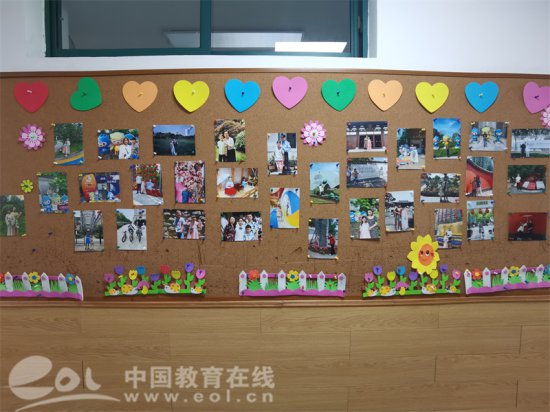 杭州市时代小学举行5·18花裙子节活动