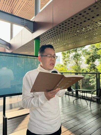 著名诗人周瑟瑟2024年深圳第一堂诗歌启蒙课举办