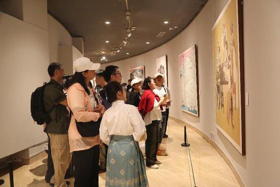 壮美广西——漓江画派二十年作品展”在中国美术馆开幕