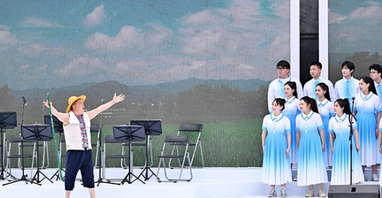 “在希望的田野上”2024<em>成都乡村</em>音乐季在温江区启幕