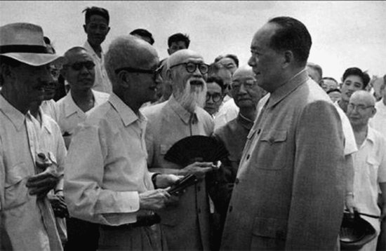 毛主席晚年写信邀蒋介石“回老家看看”, 蒋介石看完说了4个字