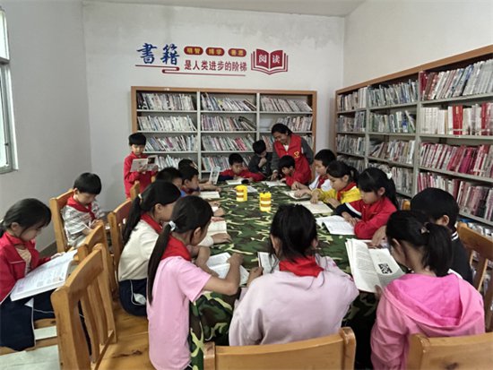 安远县塘村乡开展“书香为伴·阅见美好”世界读书日主题活动