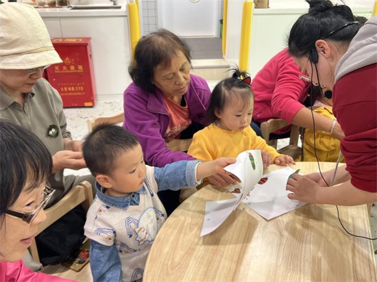 让0-3岁的幼儿<em>快乐</em>成长 杭州这个街道的亲子公益活动<em>有趣有</em>料