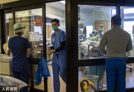 美国加州医院5000名护士将于月底罢工 抗议疫情下<em>工作压力大</em>