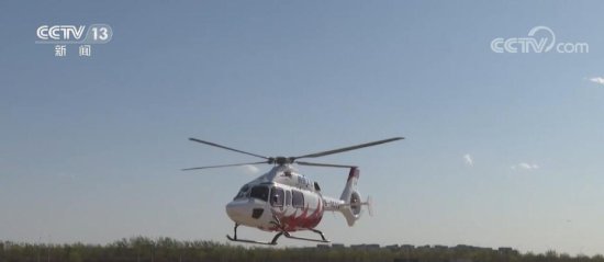 国产新型直升机AC332首飞成功 预计2025年投入使用