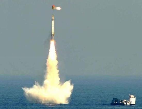 深度：印度首艘国产核潜艇秘密服役 可射12枚核弹