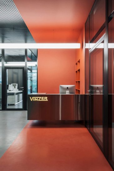 瑞士品牌VINZER现代<em>工业风办公室设计</em>