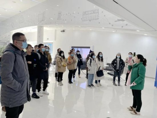 走进企业 | 北京工商大学MBA学生参观用友数字产业园
