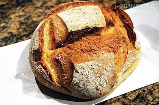 烘焙圈子：面包花纹 — 不只为了<em>好看</em>，也是面包师的<em>艺术签名</em>！