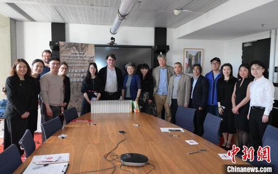 法国国家图书馆接受北京作家作品捐赠