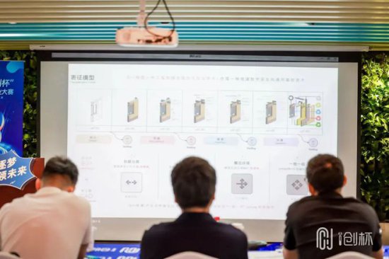 荣耀收官！今夏最后一张PASS卡花落这款VR体感模拟器 | 深圳站