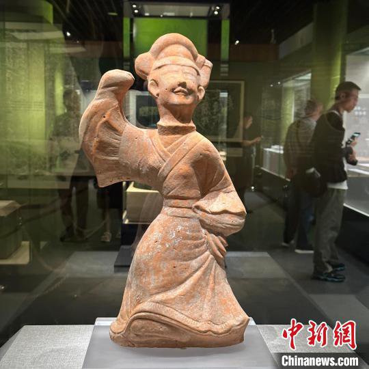 “长江与海洋文明·考古文物精品展”在上海开幕