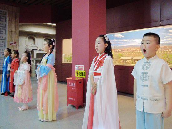 若羌县开展“5·18国际博物馆日”宣传活动