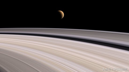 引人注目的土星环究竟是如何形成的？万有引力竟无法<em>解释</em>土星环
