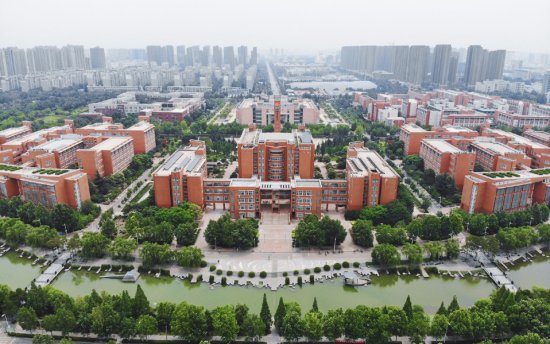 郑州大学药学院张振中教授团队在肿瘤、脑梗、基因治疗等领域获...
