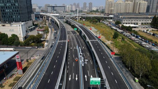 “一屏一网见一城”：中国打造更具韧性城市生命<em>线</em>