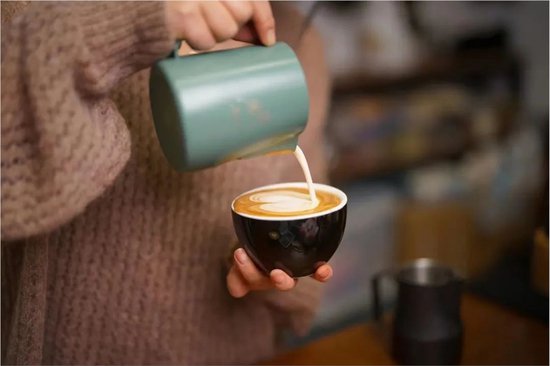 Barsetto百胜图百人百店：她成为分公司的总经理却跨行转当咖啡...