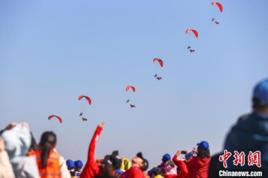 2023年全国跳伞锦标赛在江西<em>吉安</em>开幕