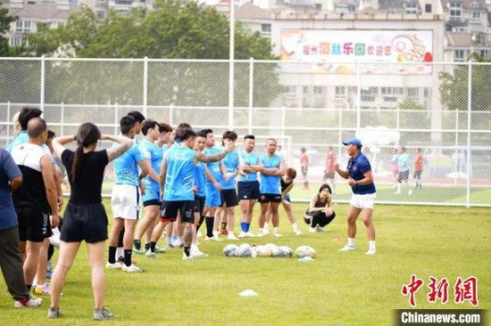 台湾“圆满大叔”：人生下半场想在大陆推广橄榄球