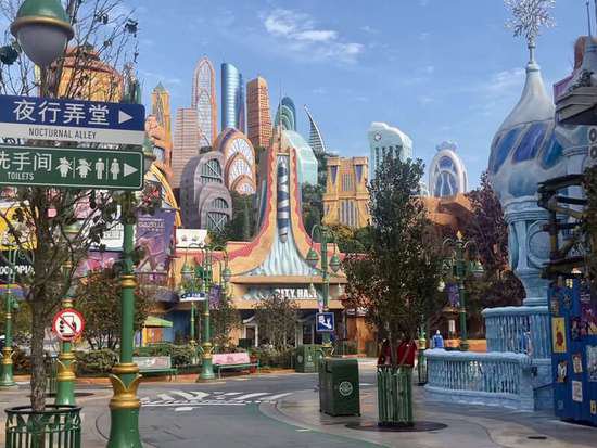 正式开幕仅五天，上海迪士尼“<em>疯狂动物城</em>”遭遇了什么考验？