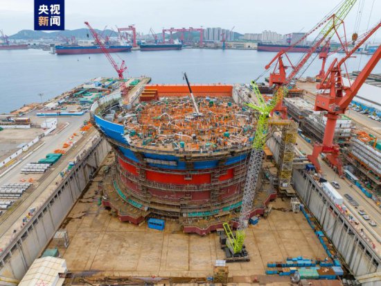亚洲首艘新型“海上油气<em>加工厂</em>”船体建造完工