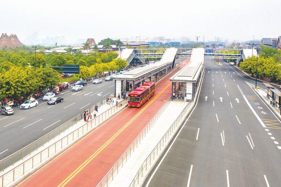 BRT二号线开通往南<em>宁园</em>博园限时免费路线