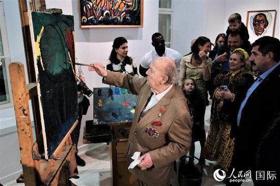 俄罗斯艺术大师采列捷利美术作品展在莫斯科举行