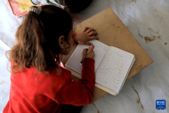 联合国儿童基金会报告说加沙212所<em>学校</em>遭以色列轰炸