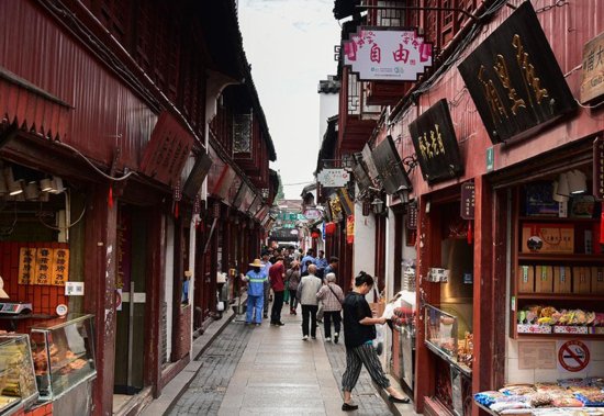 上海有一千年老街，古韵十足门票<em>免费</em>，而且是一处“吃货<em>天堂</em>”