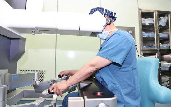 从<em>上海到</em>海上 长海医院成功实施5G超远程机器人手术