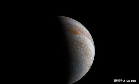 如果宇航员掉到气态行星<em>木星会怎样</em>？伽利略号探测器给出了答案