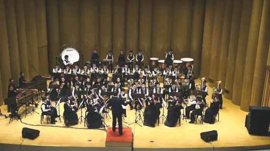 <em>合肥一</em>小学管乐团在中国优秀管乐展演中获最高荣誉