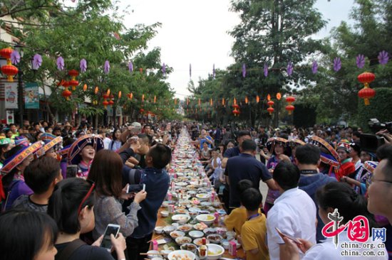 云南普洱市多地备齐特色节庆大餐 邀您欢度“五一”