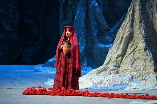 国家大剧院原创歌剧《冰山上的来客》再放异彩