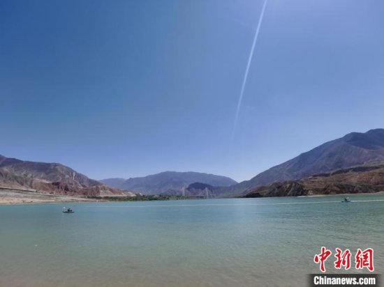 青海高原“小三亞”：生態黃河、璀璨非遺引客來