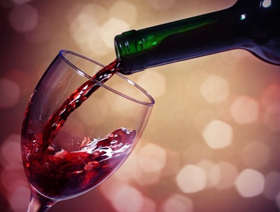 报告：全球10个“<em>喝酒</em>最多国家”，9个在欧洲