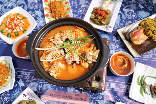 贵州凯里举办美食文化活动 弘扬凯里酸汤文化