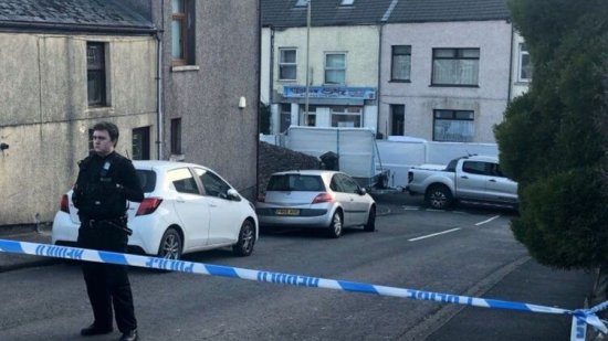 英国威尔士一<em>中餐外卖店</em>外发生刀刺案件 一名16岁华人少女死亡