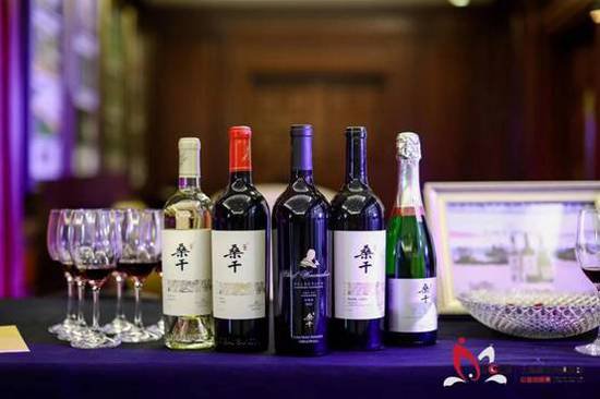 长城葡萄酒闪耀亮相巴黎中国商务论坛，见证中法友谊60周年