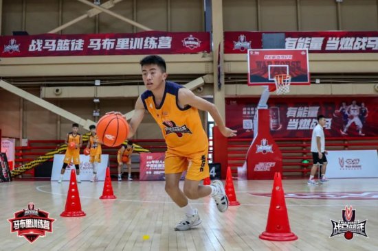 中国篮球想走出低谷，第一步该从哪里开始